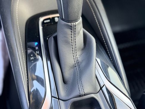 Used 2019 Toyota Corolla SE image 16