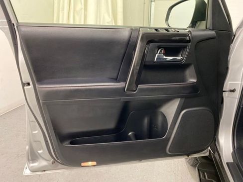 Used 2024 Toyota 4Runner TRD Off-Road Premium image 14