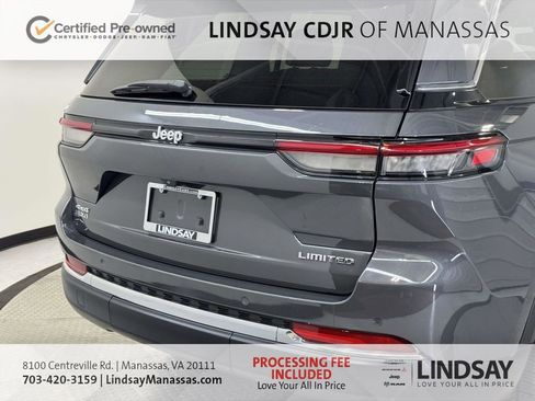 Used 2022 Jeep Grand Cherokee Limited AWD/4WD image 10