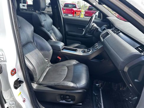 Used 2018 Land Rover Range Rover Evoque SE Premium AWD/4WD image 33