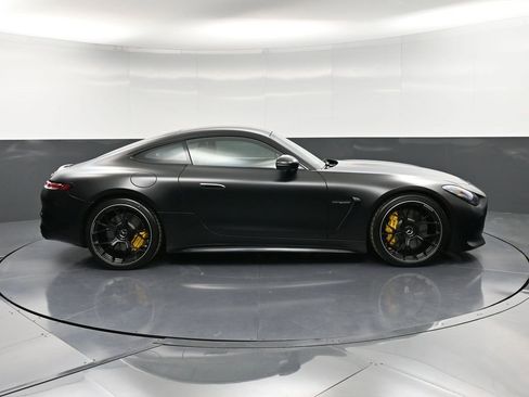 Used 2025 Mercedes-Benz AMG GT 63 image 9