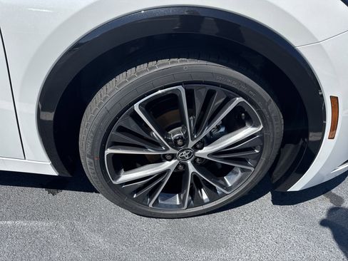 New 2025 Toyota Prius image 10