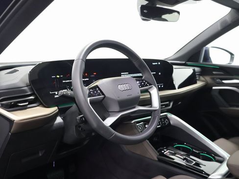 Certified 2025 Audi Q5 Premium Plus w/ Premium Plus image 15