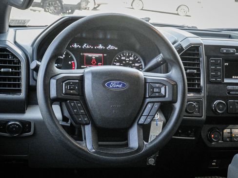 Used 2019 Ford F250 XLT AWD/4WD image 6