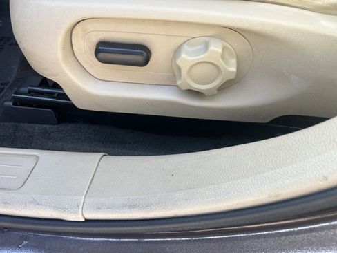 Used 2015 Ford Taurus SEL w/ Equipment Group 201A image 20