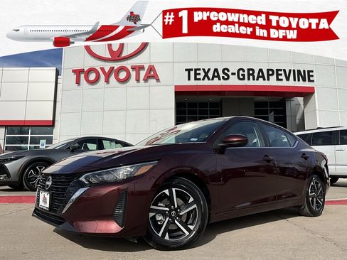 Used 2025 Nissan Sentra SV image 1