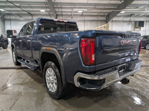 Used 2021 GMC Sierra 3500 SLT w/ SLT Convenience Package image 4