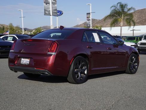 Used 2021 Chrysler 300 S RWD image 4