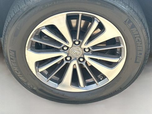 Used 2018 Acura RDX AWD w/ Advance Package image 32