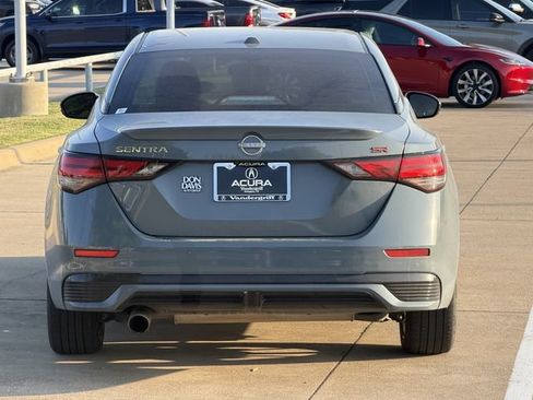 Used 2025 Nissan Sentra SR FWD image 5