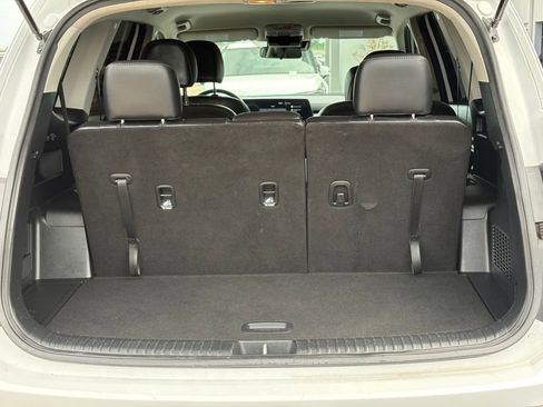 Used 2024 Kia Telluride S FWD image 15