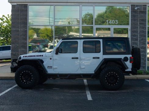 Used 2018 Jeep Wrangler Unlimited Rubicon w/ Dual Top Group AWD/4WD image 5