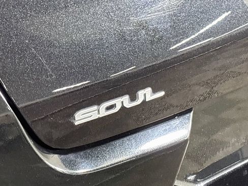 Certified 2023 Kia Soul GT-Line FWD image 26