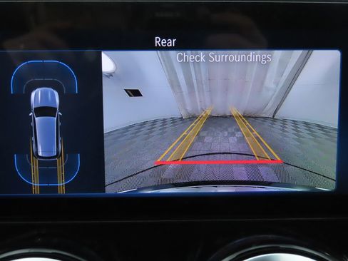 Certified 2025 Mercedes-Benz GLB 250 GLB 250 image 15