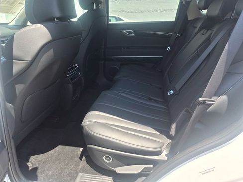 Used 2026 Genesis GV80 2.5T RWD image 23