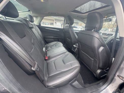 Used 2014 Ford Fusion Titanium image 29