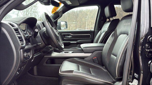 Used 2023 RAM 1500 Laramie AWD/4WD image 13