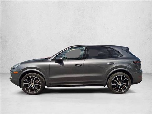 Used 2023 Porsche Cayenne AWD/4WD image 5