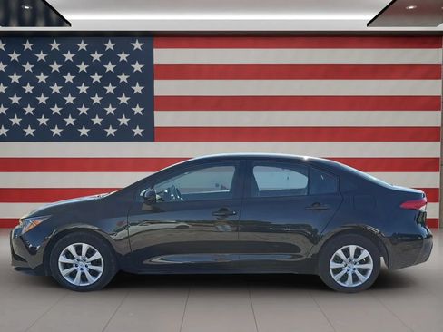 Used 2026 Toyota Corolla LE FWD image 3