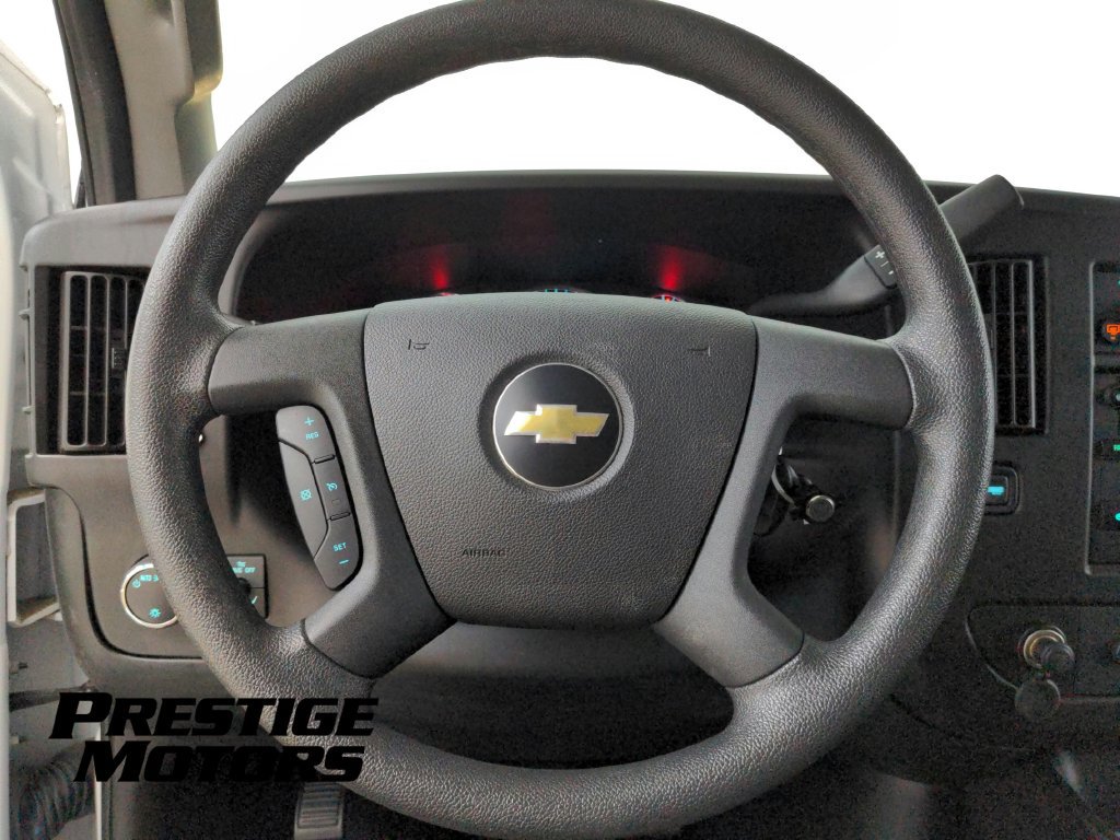 Used 2019 Chevrolet Express 2500 LT w/ LT Preferred Equipment Group RWD image 16