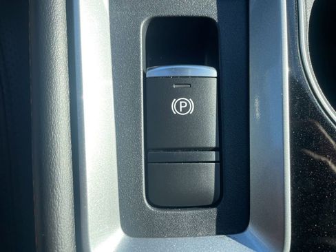 Used 2023 Nissan Altima 2.5 SR image 24