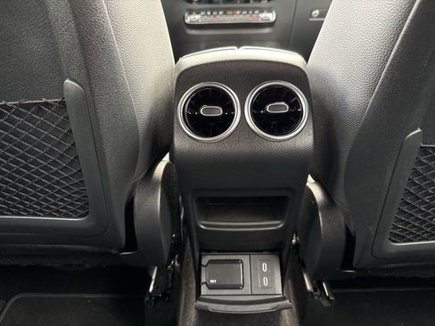 Certified 2024 Mercedes-Benz GLA 250 4MATIC image 18