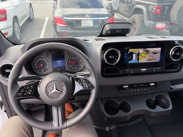 Used 2026 Mercedes-Benz Sprinter 2500 image 15