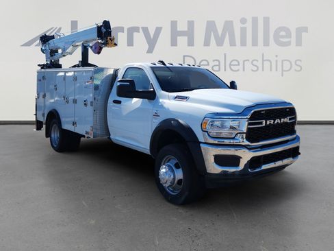 New 2024 RAM 5500 Tradesman image 8
