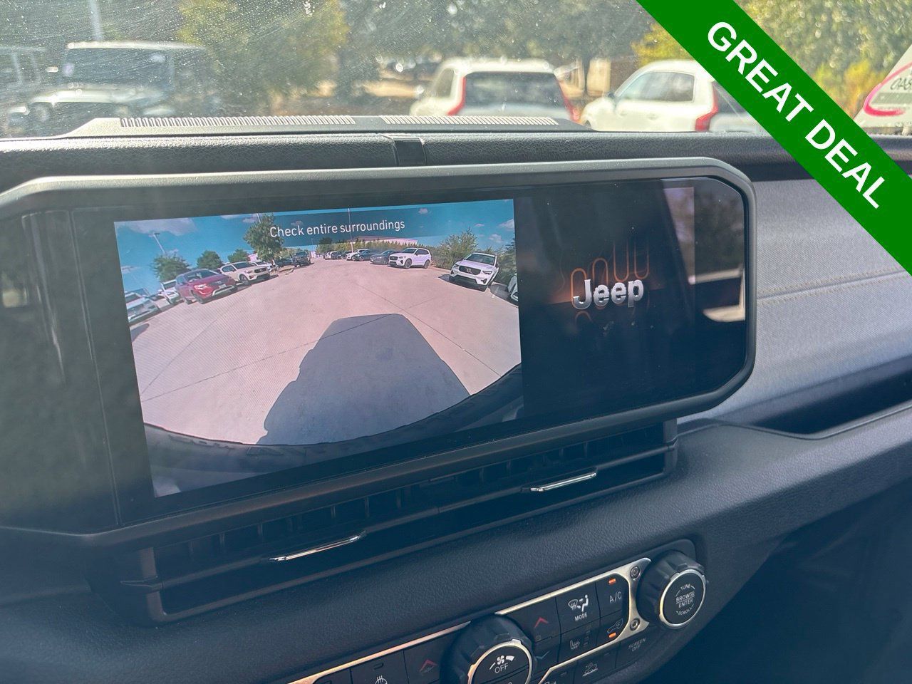 Used 2024 Jeep Wrangler Unlimited AWD/4WD image 20