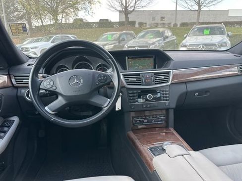 Used 2011 Mercedes-Benz E 350 Sedan image 11