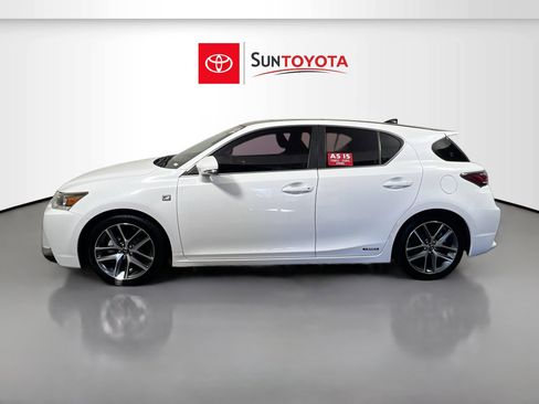 Used 2015 Lexus CT 200h w/ Navigation Package image 30