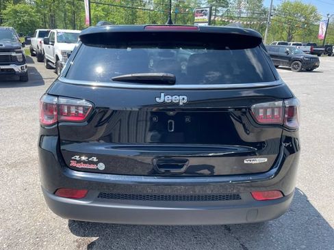 Used 2021 Jeep Compass Latitude AWD/4WD image 6
