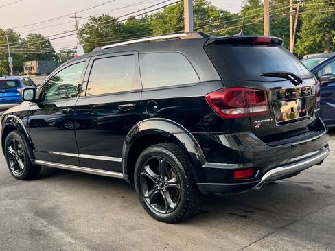 Used 2019 Dodge Journey Crossroad AWD/4WD image 5