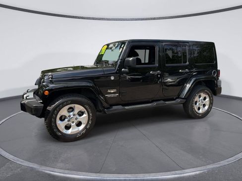 Used 2015 Jeep Wrangler Unlimited Sahara w/ Connectivity Group AWD/4WD image 1