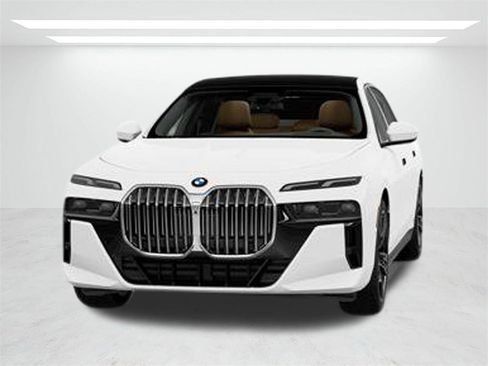 New 2026 BMW 740i 740i w/ Premium Package image 3