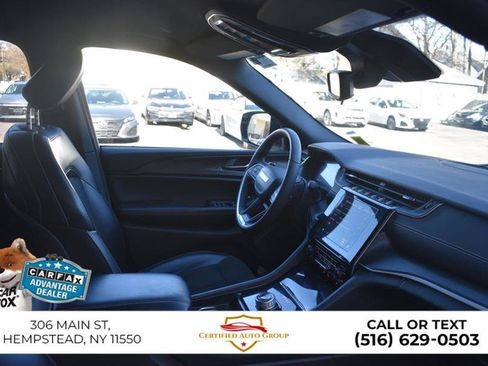 Used 2024 Jeep Grand Cherokee L Laredo image 21