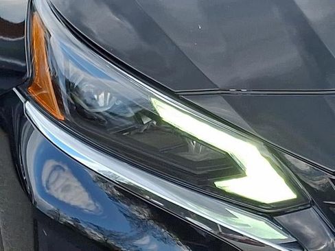 Certified 2023 Nissan Altima 2.5 SV image 9