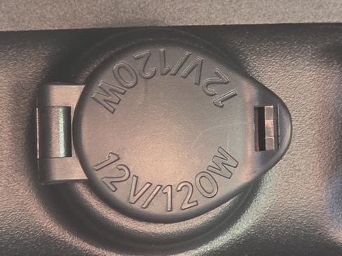 Used 2025 Toyota RAV4 XLE w/ Convenience Package AWD/4WD image 9