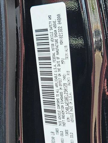 Used 2014 Jeep Wrangler Unlimited Sahara w/ Connectivity Group AWD/4WD image 21