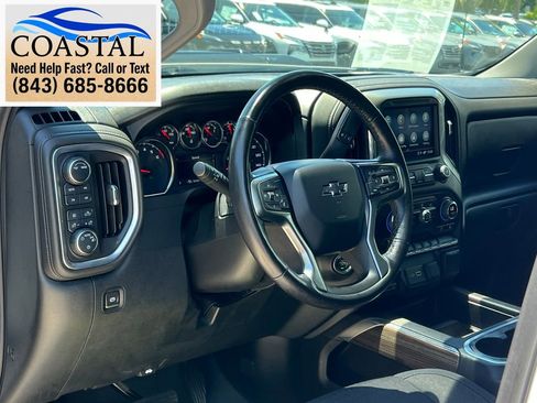 Used 2021 Chevrolet Silverado 1500 LT Trail Boss w/ Convenience Package II AWD/4WD image 7
