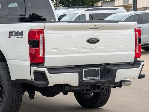 New 2026 Ford F250 Lariat w/ Black Appearance Package AWD/4WD image 6