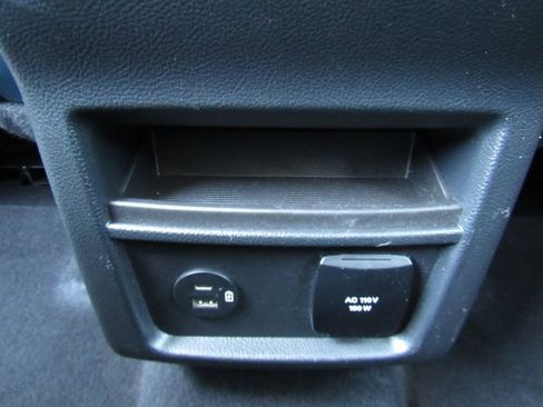 Used 2022 Ford Edge SEL w/ Sport Appearance Package image 28