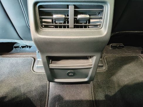 Used 2024 Ford Edge SEL AWD/4WD image 24