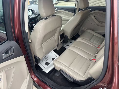 Used 2018 Ford Escape SEL image 10