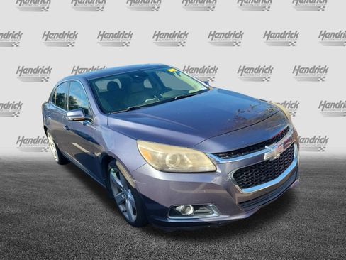 Used 2015 Chevrolet Malibu LTZ FWD image 2
