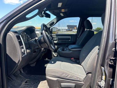 Used 2022 RAM 1500 Warlock AWD/4WD image 10