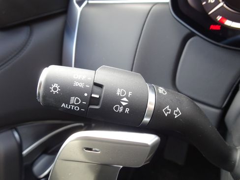 New 2026 Land Rover Range Rover Long Wheelbase SE image 26