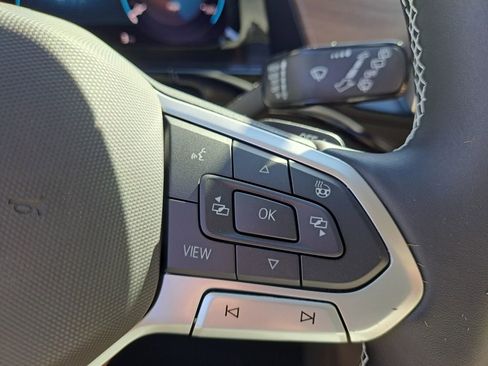 New 2026 Volkswagen Atlas SE image 12