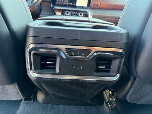 Used 2025 GMC Sierra 1500 Denali Ultimate AWD/4WD image 41