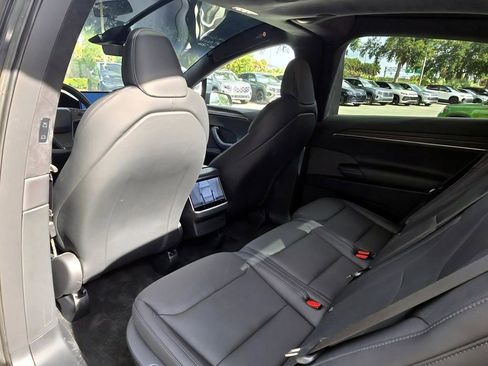 Used 2024 Tesla Model X AWD/4WD image 11